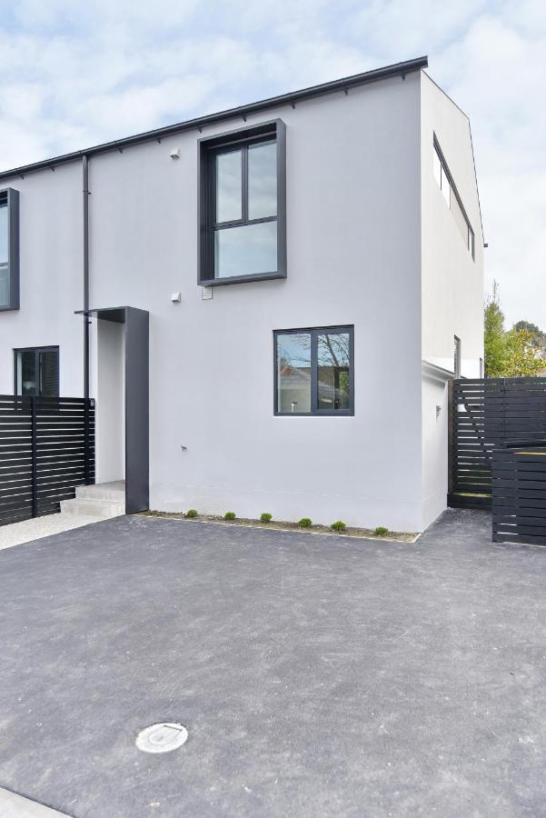 Salisbury Style - Modern City Apartment - Christchurch Holiday Homes المظهر الخارجي الصورة
